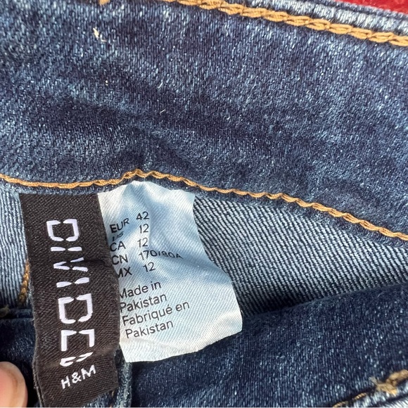 Divided by H&M jean shorts size 12 - Picture 2 of 3
